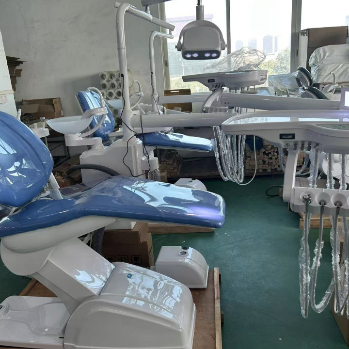 Type Hospital Dental Clinics Luxury Full Set Dental Chair Unit for Dentistry