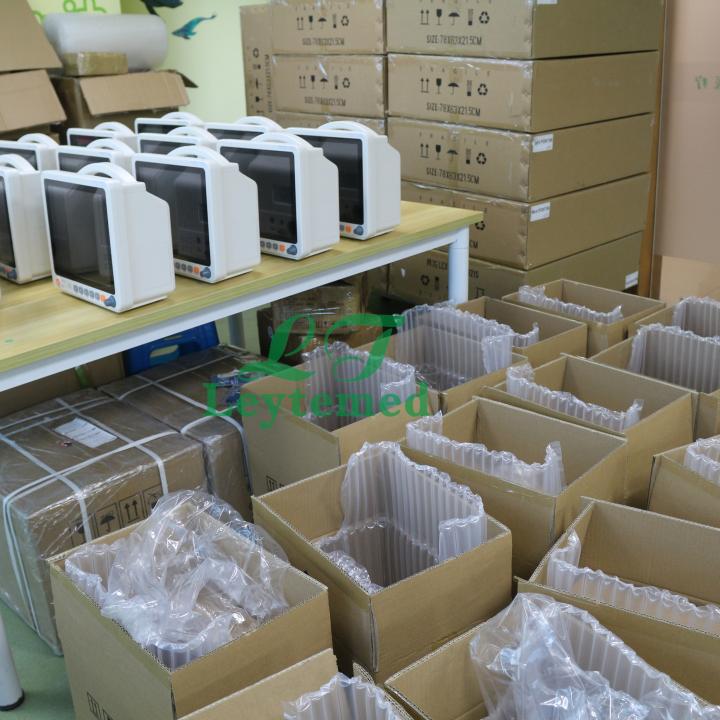 Hospital ICU Patient Monitoring OEM Low Price Medical Multi-paramet 12.1 Inch High Resolution Rechargeable LCD Patient